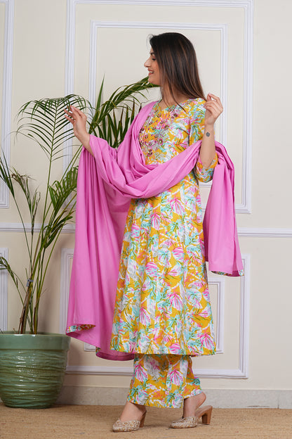 Floral Bliss Kurta Set